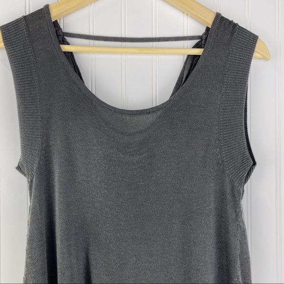 Line & Dot Revolve Strappy Back Gray Sleeveless Sweater Small - Picture 2 of 7